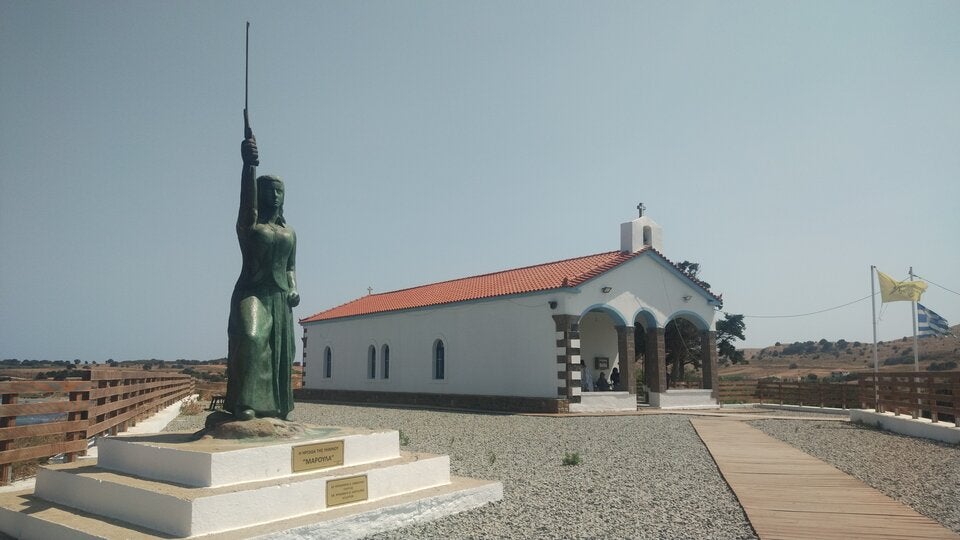 Denkmal der tapferen Freiheitskämpferin in Kotsinas