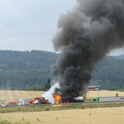 LKW-Feuerunfall auf A1 in Oberösterreich