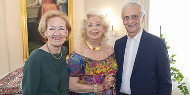 Birgit Sarata mit Familie Kolarik (Karl Jan und Hanni)
