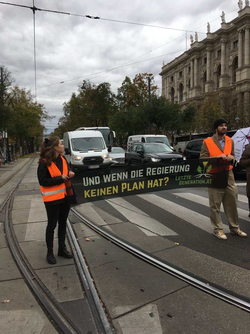 Klima-Kleber legen Wiener Ring lahm