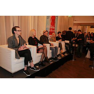 Coral Live Catwalk Challenge