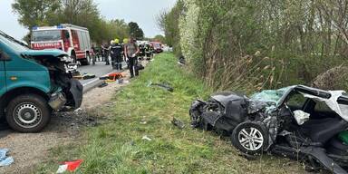 Massen-Crash Hausleiten 12 Verletzte