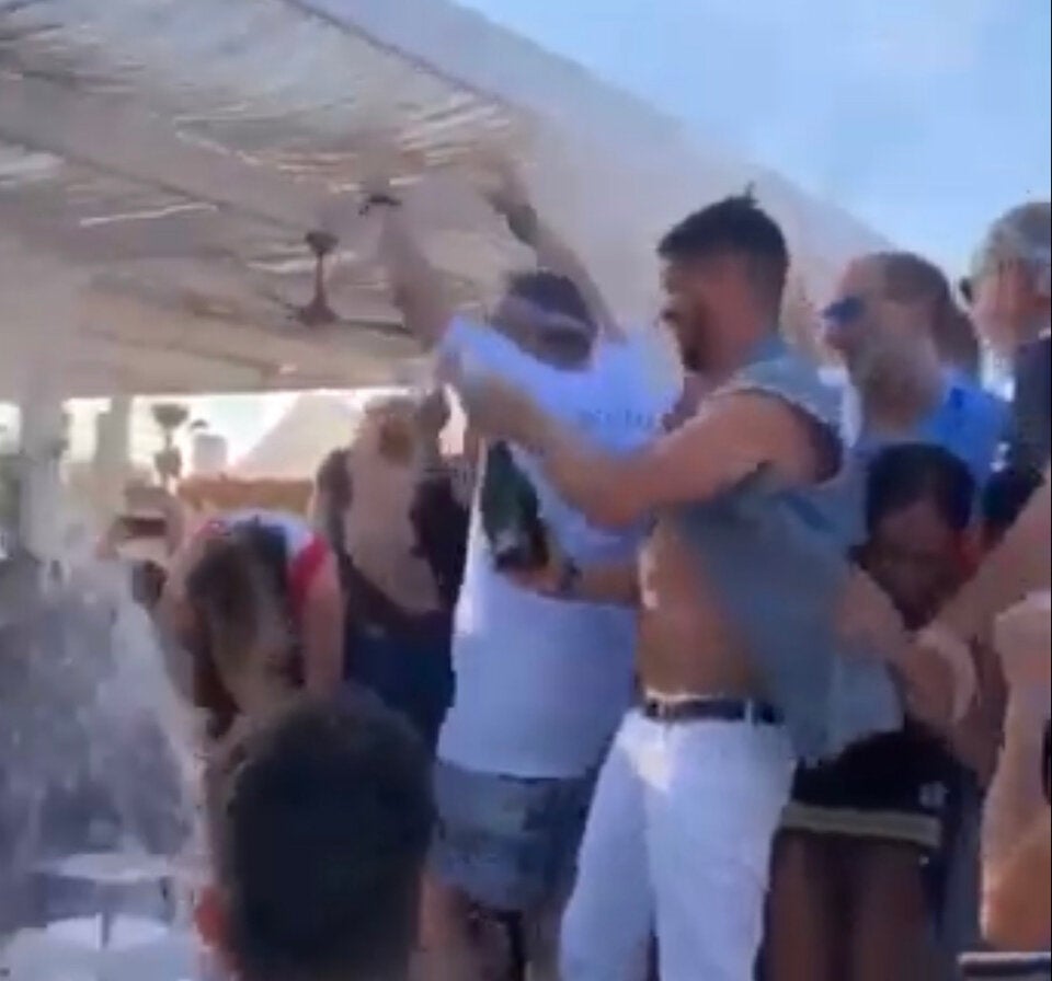 Wilde Corona-Party der Reichen in St.Tropez