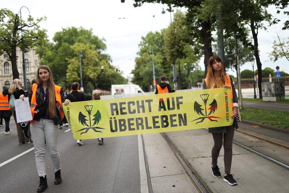 Klima-Kleber protestieren in Wien