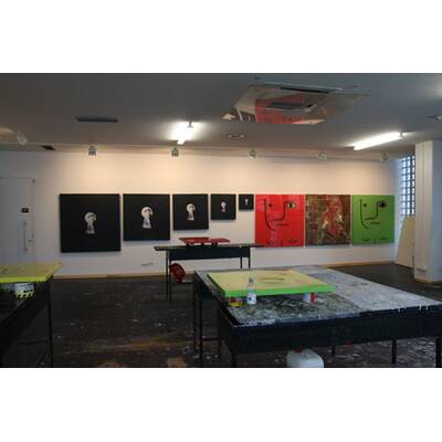 DJ Ötzi zeigt seine Gemälde