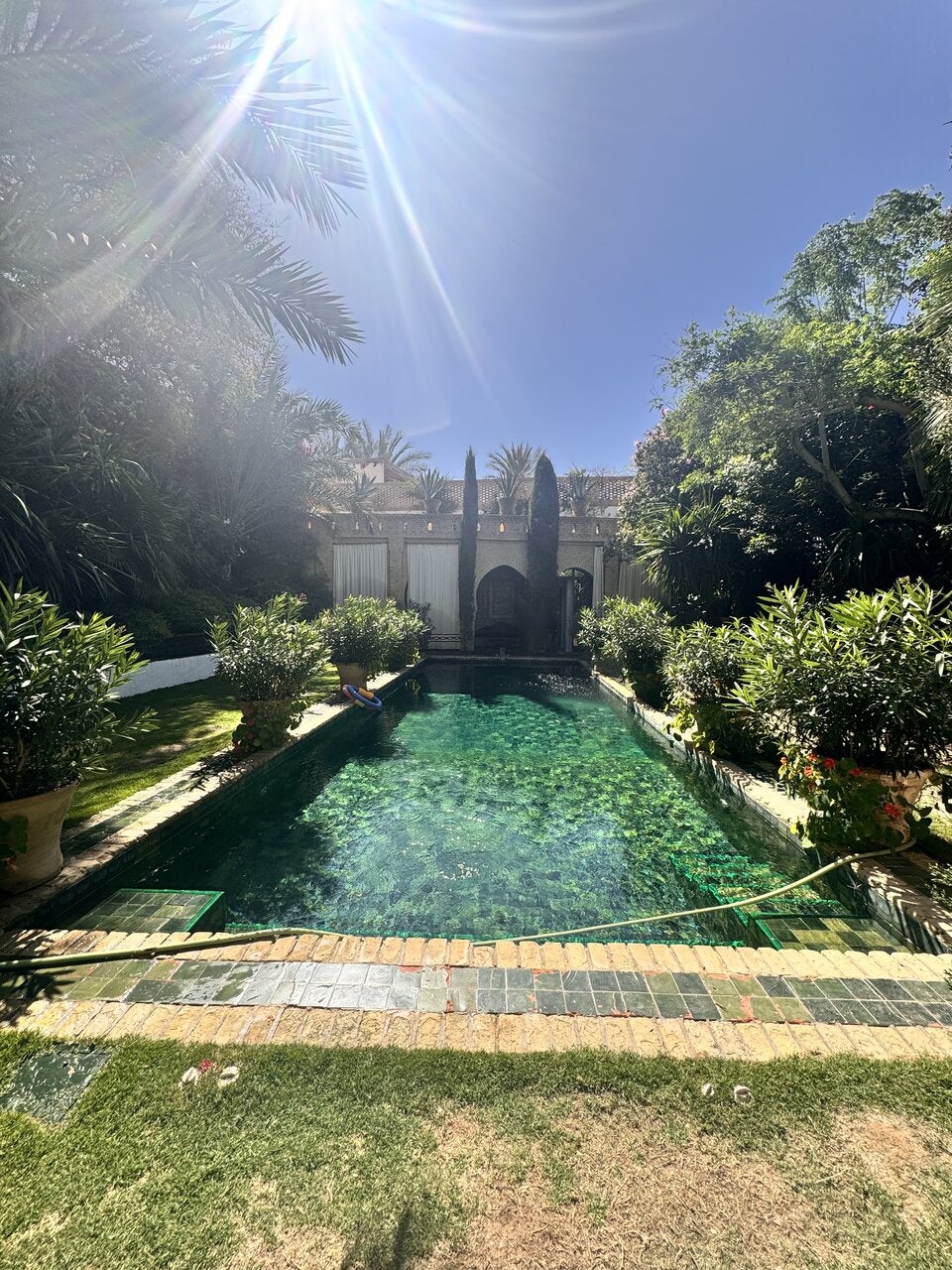 Dar Elhadir. Boutique-Hotel mit saisonalem Outdoor-Pool in einem traumhaften Garten.  