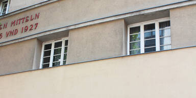 Alexander (1) nach Ungl&uuml;ck &uuml;ber den Berg