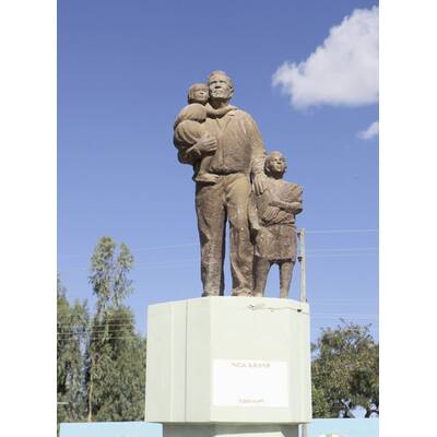 Uschi Fellner mit Almaz Böhm in Äthiopien