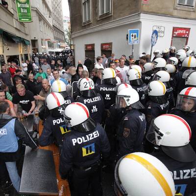 Deutsche Hooligans in Wien