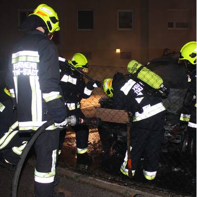 Pkw-Brand in Tulln