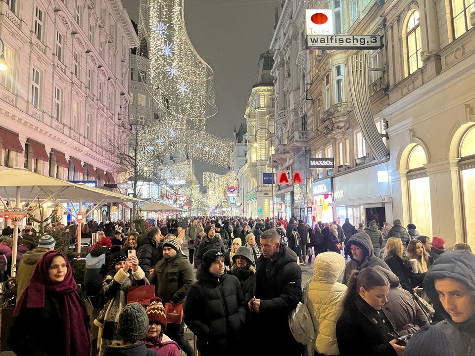 Mascherl-Hotspot: Mit Sperrgittern gegen das Selfie-Chaos