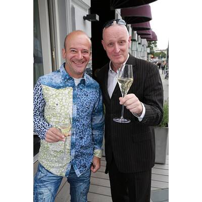 Shopping for Charity - Fashion Outlet Parndorf - 