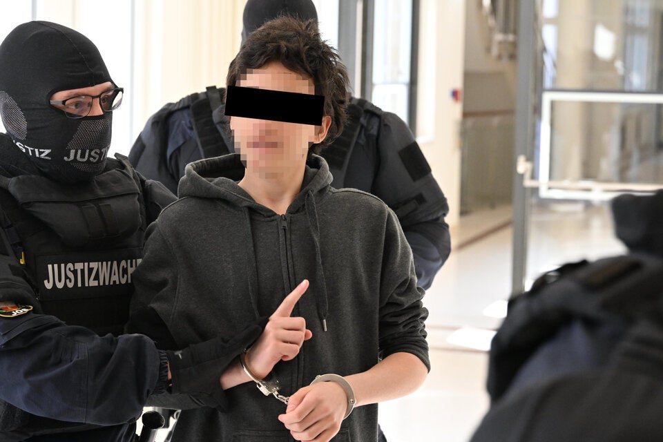 Prozess 15-Jähriger IS