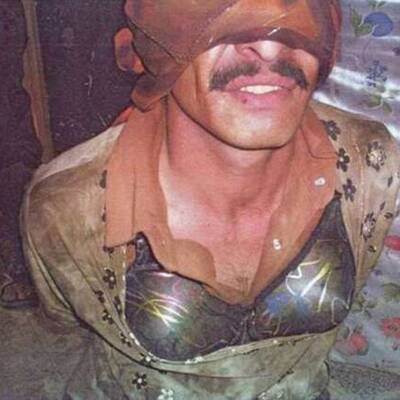 Verkleidete ISIS Kämpfer