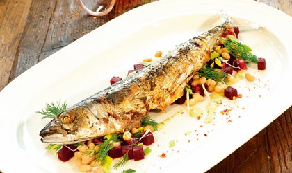 Im ganzen gegrillte Makrele Bernie Rieder