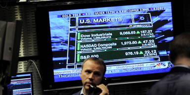 In einigen
Wirtschaftsbereichen Lichtblicke