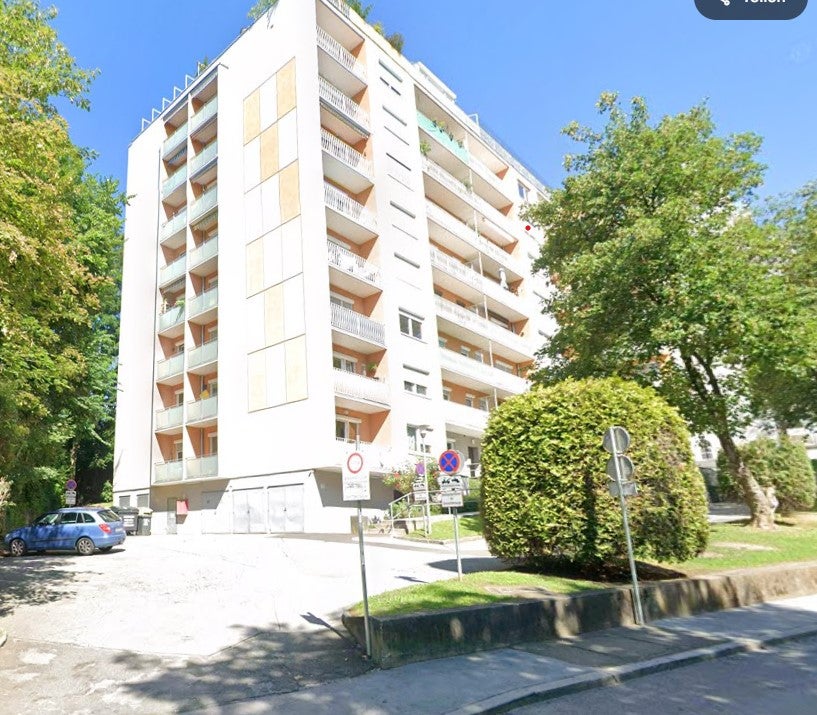 Influencerin zu Hause Graz Hochsteingasse