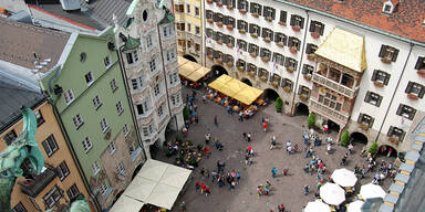 Innsbruck Goldenes Dachl Luftaufnahme