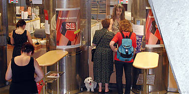 Institute verdienen an Krediten mehr als vor Krise