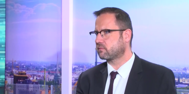Isabelle DanielDas Interview mit Christian Hafenecker.png