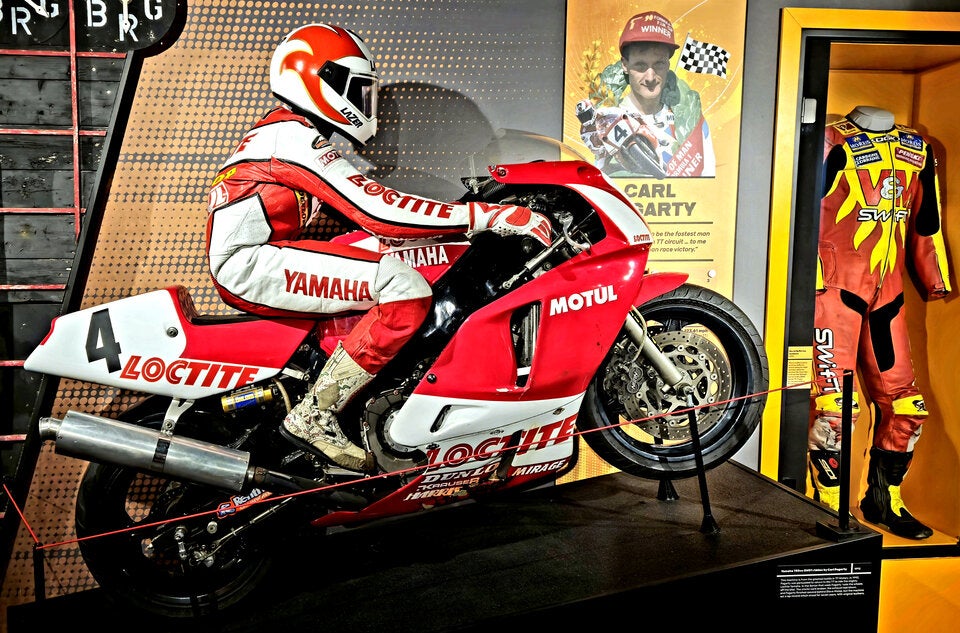 Tourist Trophy. Das Motorradrennen lockt jedes Jahr 40.000 Besucher an.