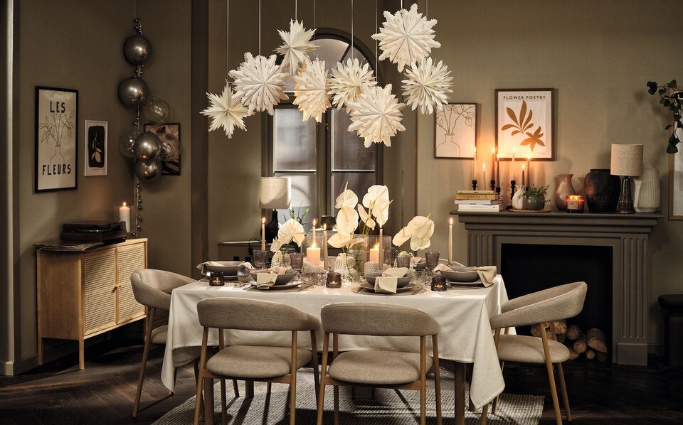 Weihnachtliche Festtafel: Genuss für alle Sinne