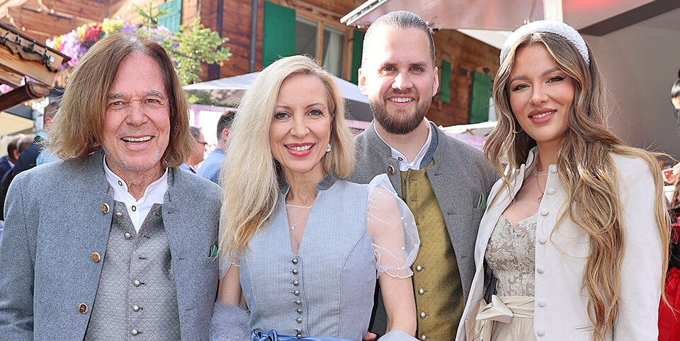 Jürgen Drews mit Gattin Ramona, Tochter Joelina und deren Freund Adrian. 