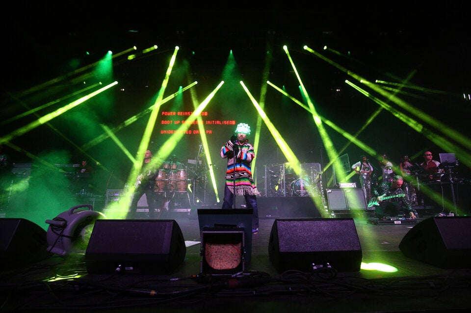 Jamiroquai lässt die Stadthalle swingen