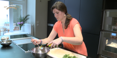Jasmin macht ein Ricotta-Rucola-Tartar