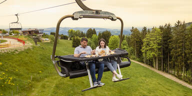 Bergbahnen eröffnen Sommer mit Erlebnis-Feuerwerk