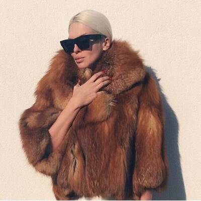 Die serbische Sängerin Jelena Kerlusa