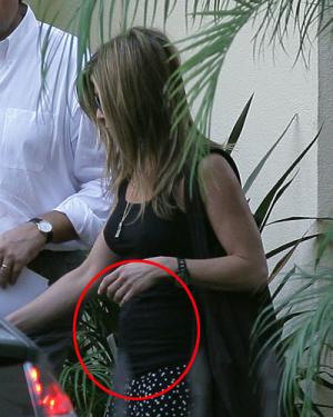 Jennifer Aniston: Schwanger? 400*500