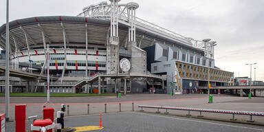 Achtung: So m&uuml;ssen sich Fans in Amsterdam verhalten!