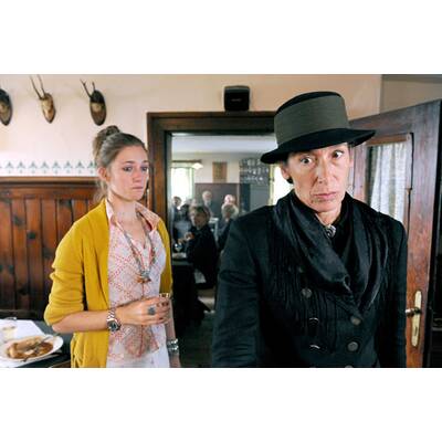 Vier Frauen und ein Todesfall