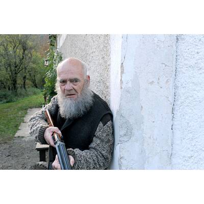 Vier Frauen und ein Todesfall - Kellerkinder