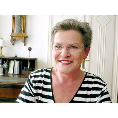 Liebesg'schichten und Heiratssachen 