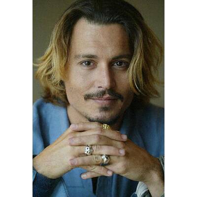 Johnny_Depp_Pirates_Pemiere_2003