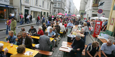 Josefstadt feiert Wiens l&auml;ngstes Stra&szlig;enfest