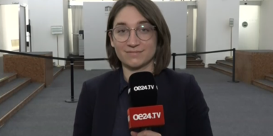 Julia Herr.PNG