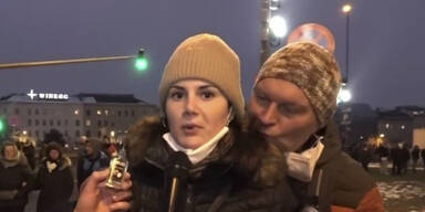 Angriffe bei Demo auf oe24.TV-Reporterin: Jetzt Ermittlungen