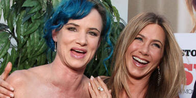 Juliette Lewis & Jennifer Aniston