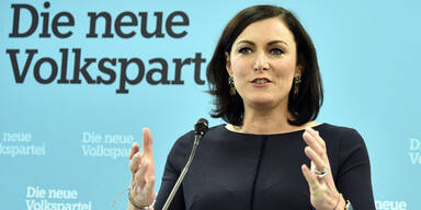 Köstinger PK