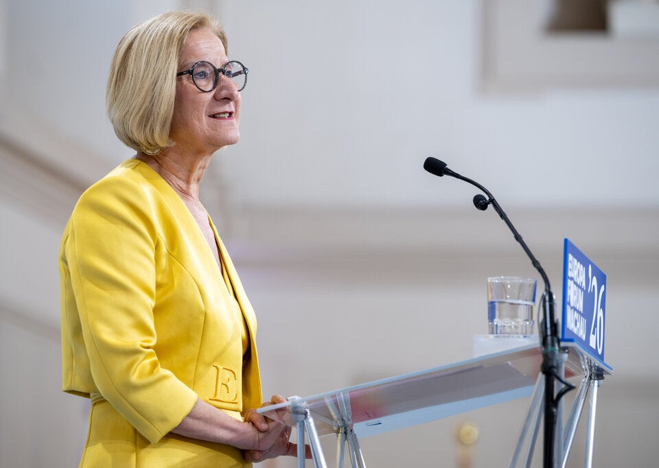Landeshauptfrau Johanna Mikl-Leitner bei ihrer Rede auf der Kaiserstiege im Stift Göttweig. 