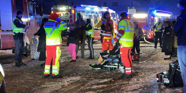 Brand Krems 10 Personen verletzt