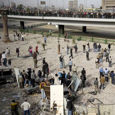 Straßenschlachten am Tahrir Platz in Kairo (Donnerstag)