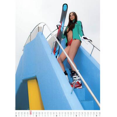 Amina Dagi im Skilehrer-Kalender 2014