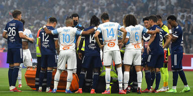 Bordeaux-Profi bricht auf Platz zusammen