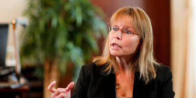 Schonfrist für Po-Grapscher