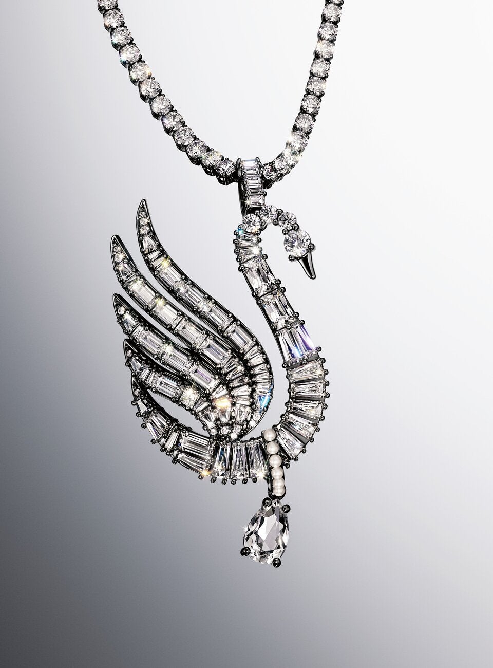 Karla Otto_Swarovski_SW25_CENTRAL_POS