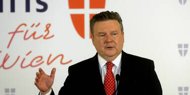 Karlsplatz und Rathausplatz werden Schanig&auml;rten